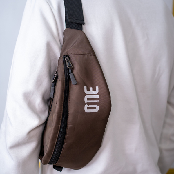 1st image description